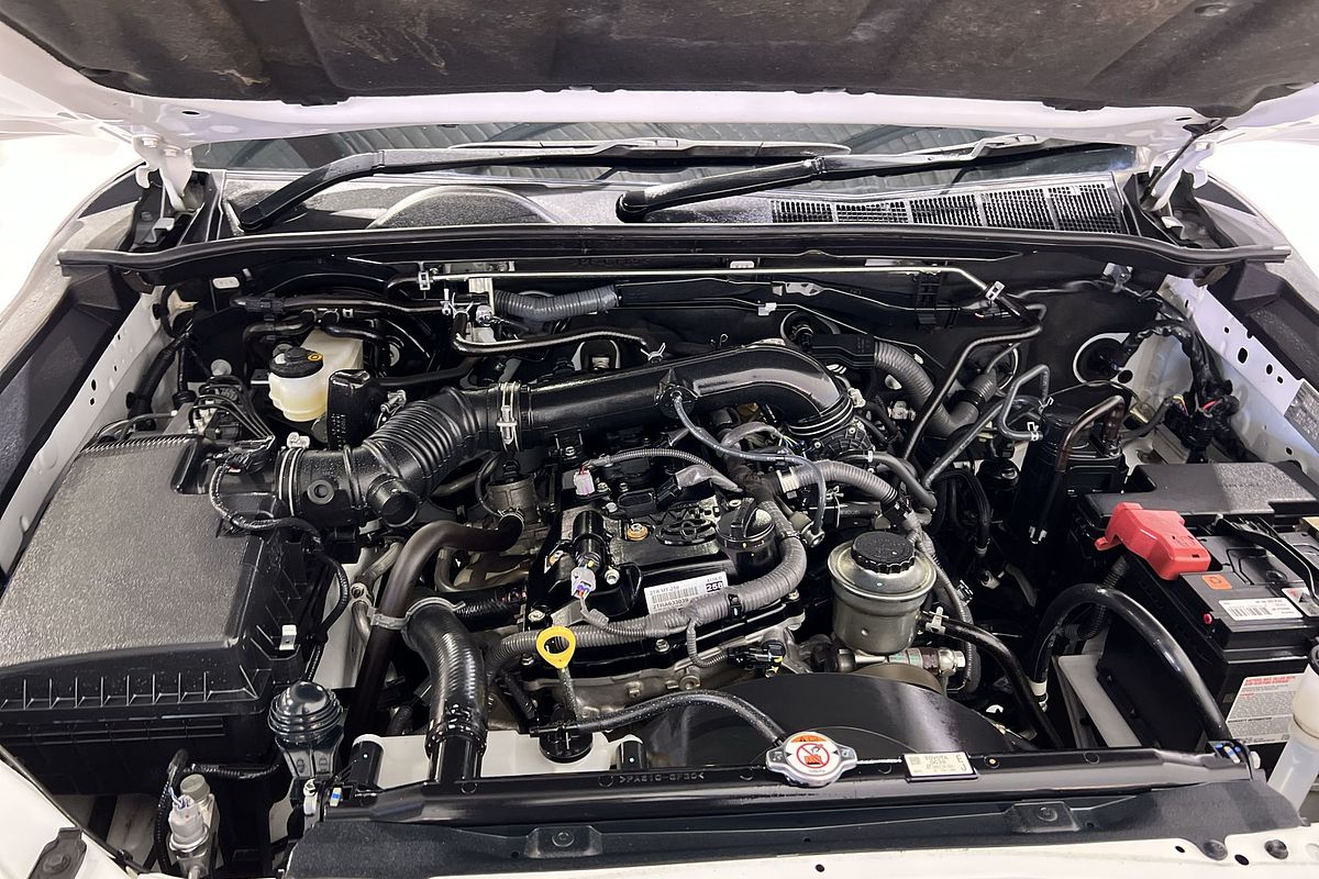 2019 Toyota Hilux Workmate TGN121R Rear Wheel Drive