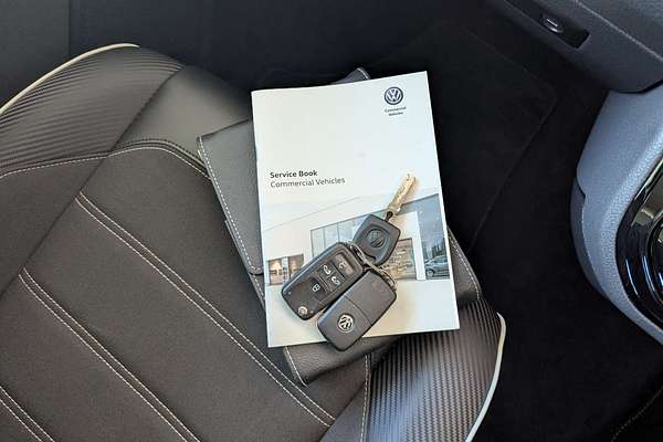 2019 Volkswagen Multivan TDI340 Black Edition T6 SWB