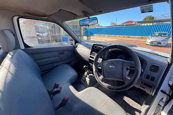 2009 Nissan Navara DX D22 4X4