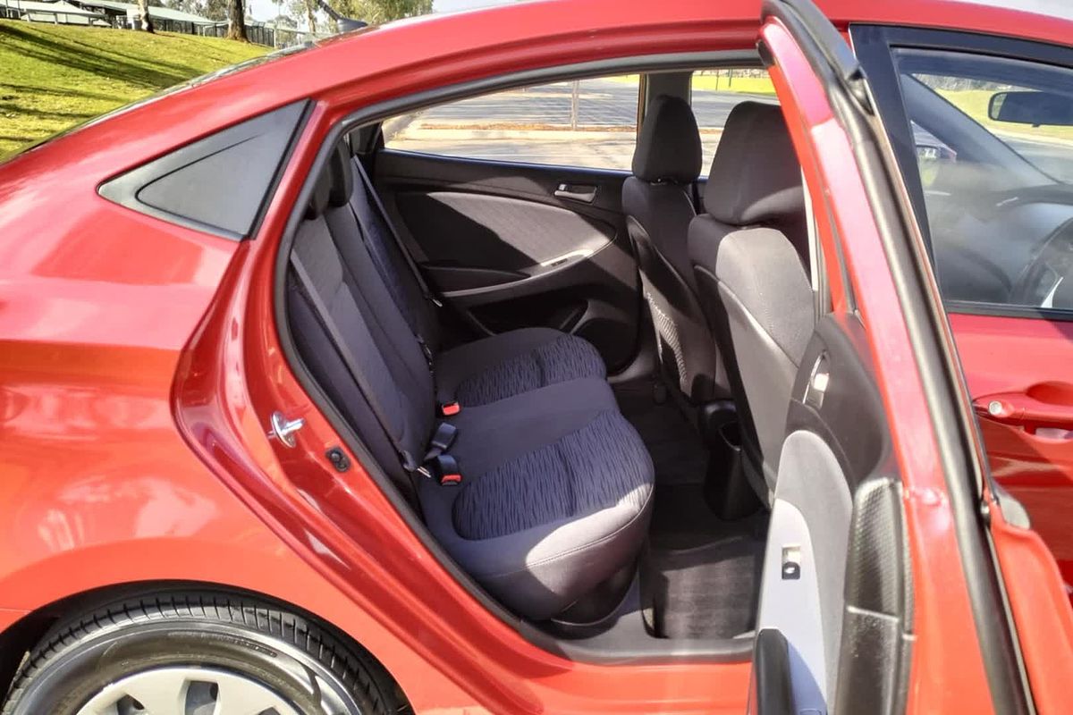 2015 Hyundai Accent Active RB3