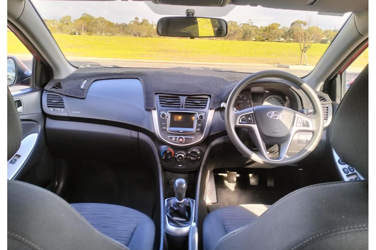 2015 Hyundai Accent Active RB3