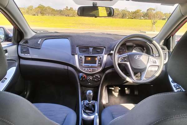 2015 Hyundai Accent Active RB3