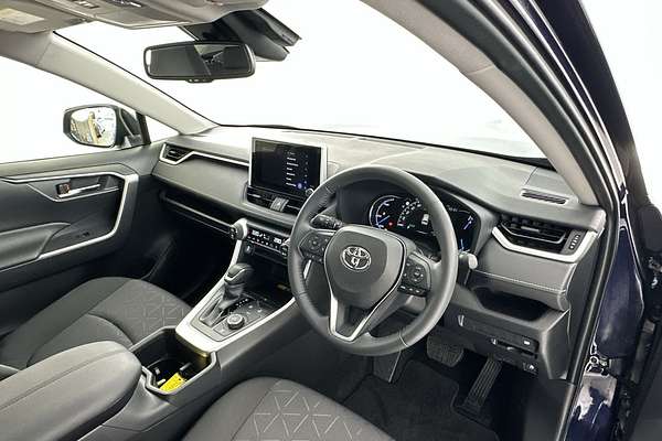 2024 Toyota RAV4 GXL AXAH54R