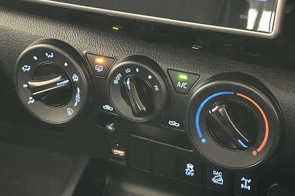 2019 Toyota Hilux SR GUN126R 4X4