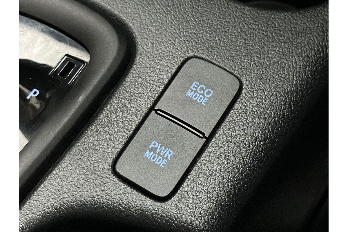 2019 Toyota Hilux SR GUN126R 4X4