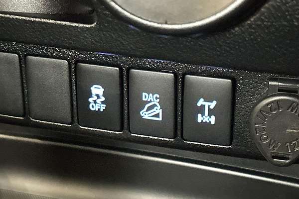 2019 Toyota Hilux SR GUN126R 4X4