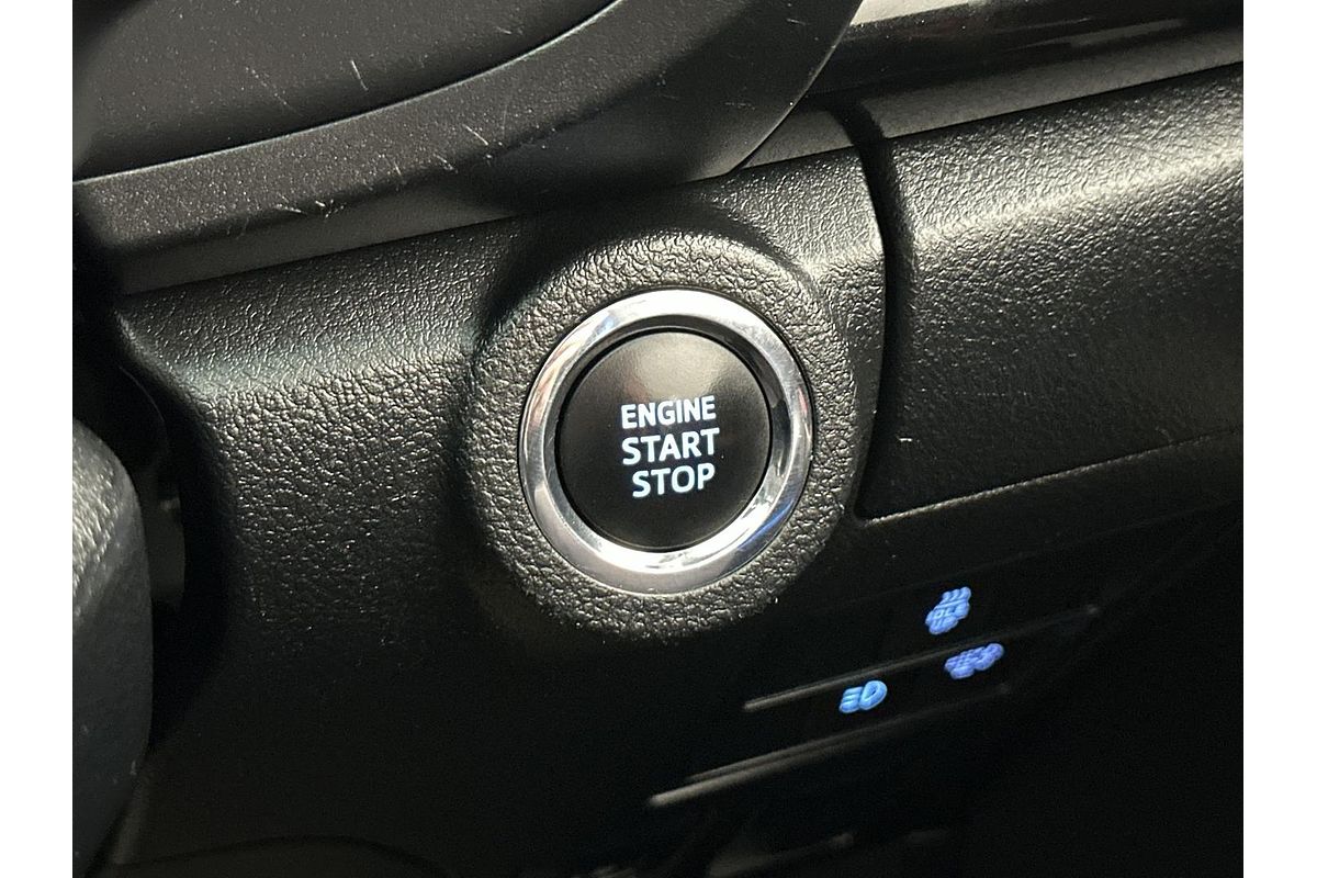 2020 Toyota Hilux Rugged X GUN126R 4X4