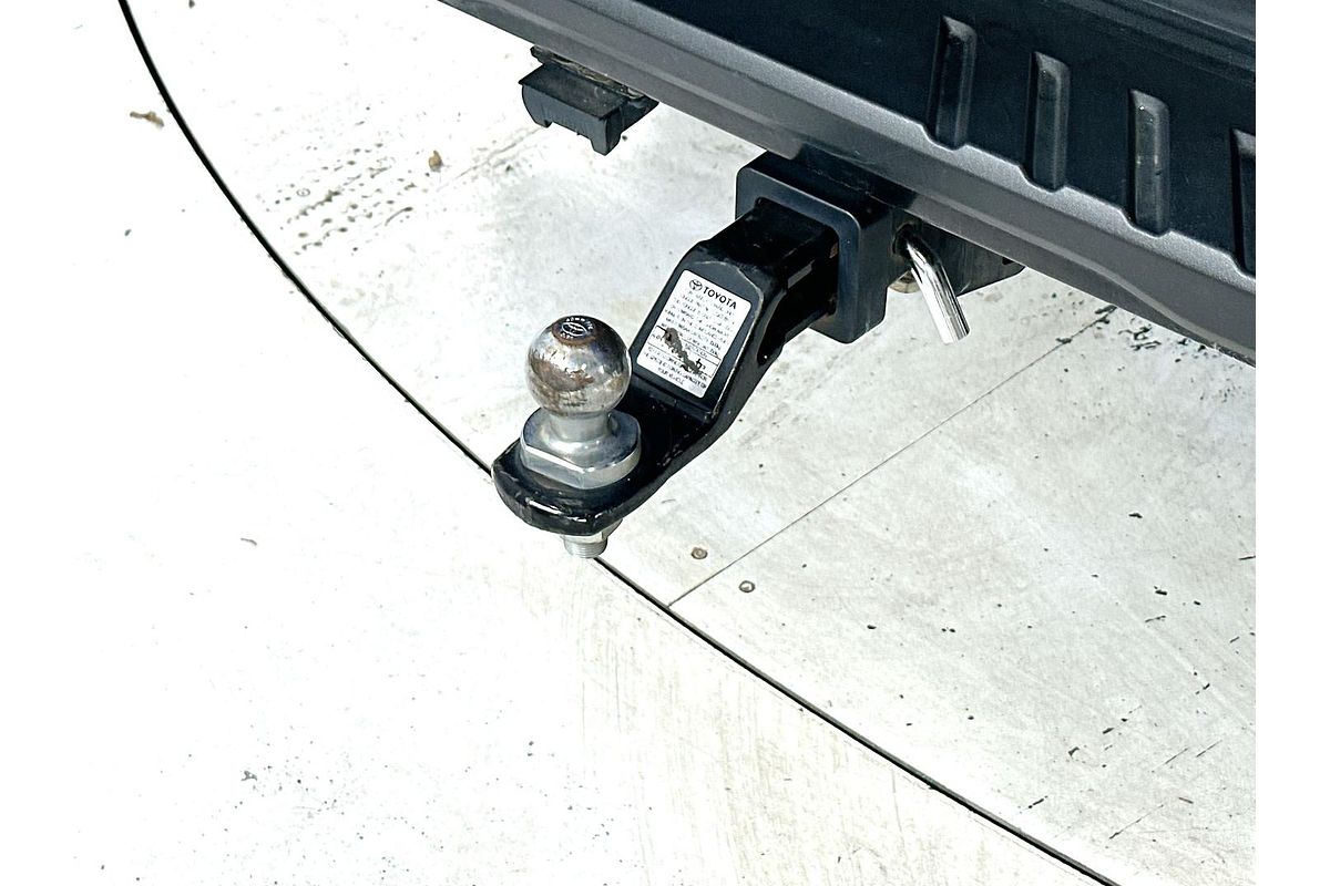 2020 Toyota Hilux Rugged X GUN126R 4X4
