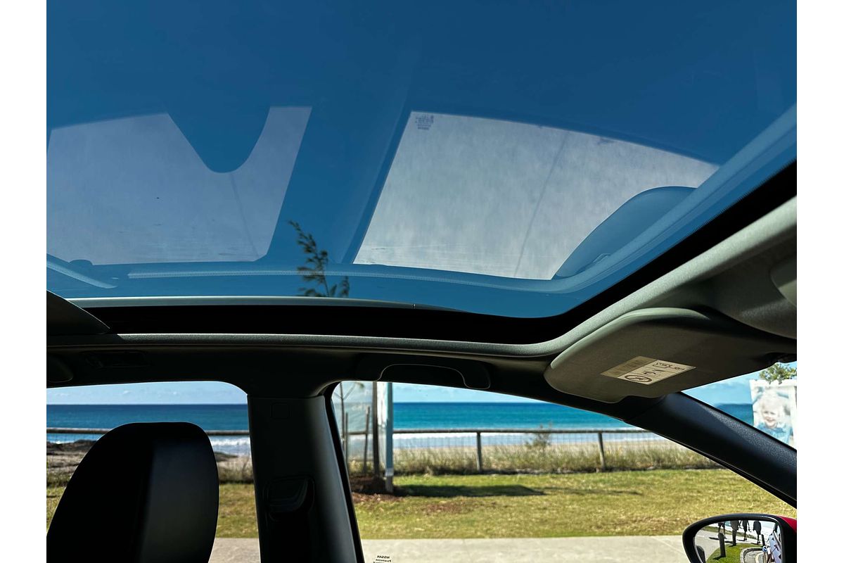 2013 Nissan Dualis Ti-L J10 Series 4