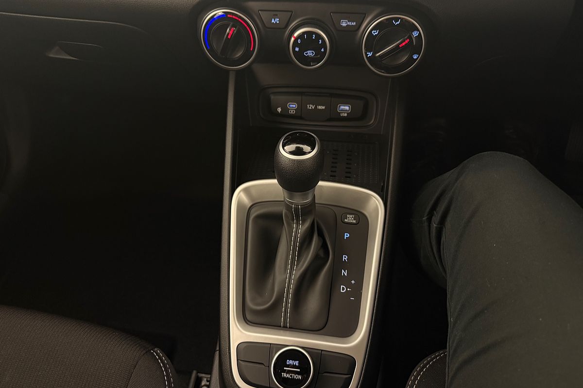 2025 Hyundai Venue QX.V5