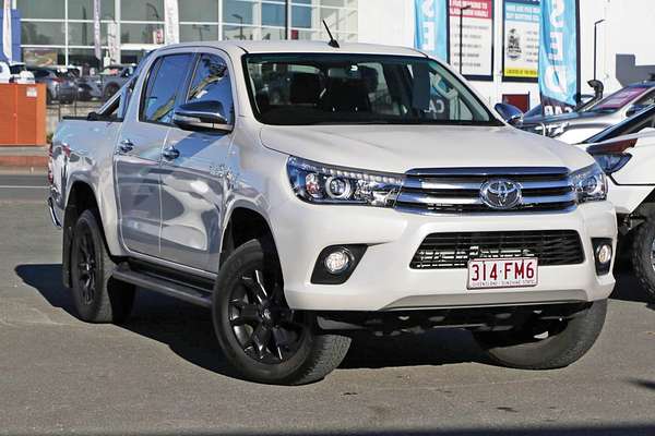 2017 Toyota Hilux SR5 GUN126R 4X4