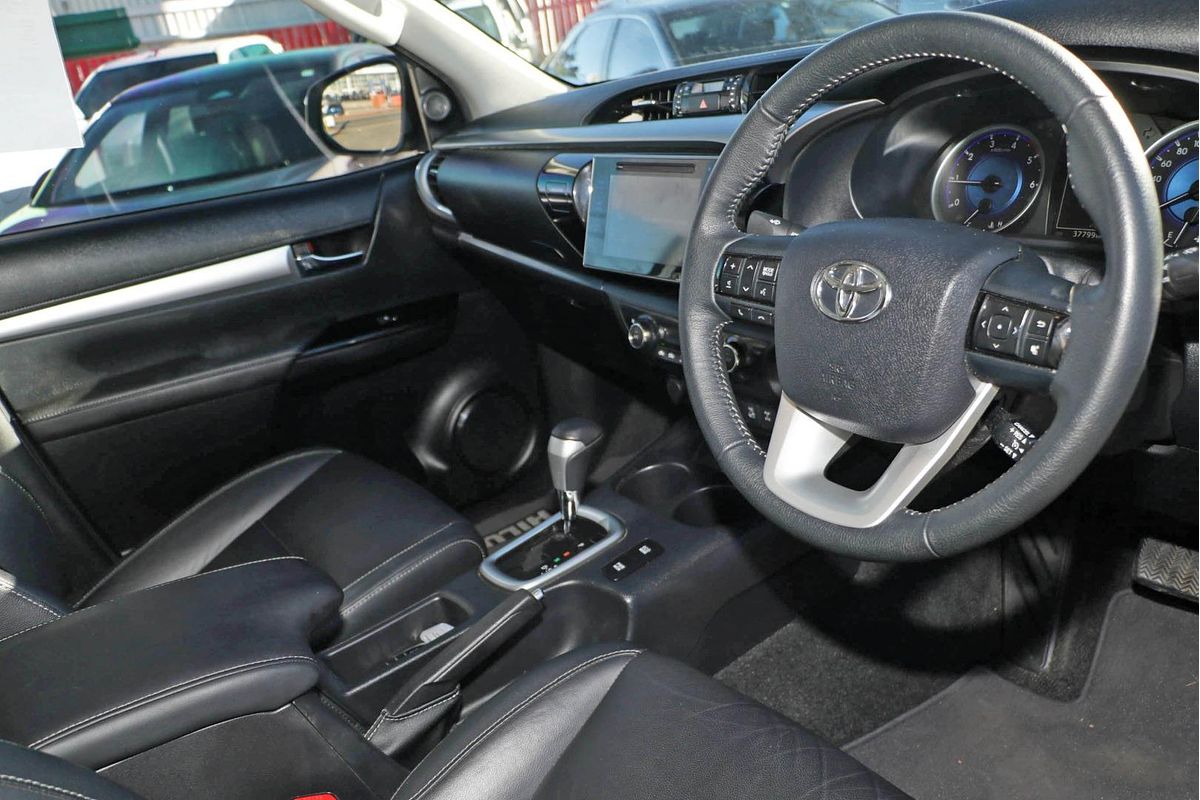 2017 Toyota Hilux SR5 GUN126R 4X4