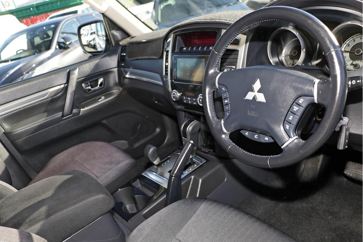2019 Mitsubishi Pajero GLX NX