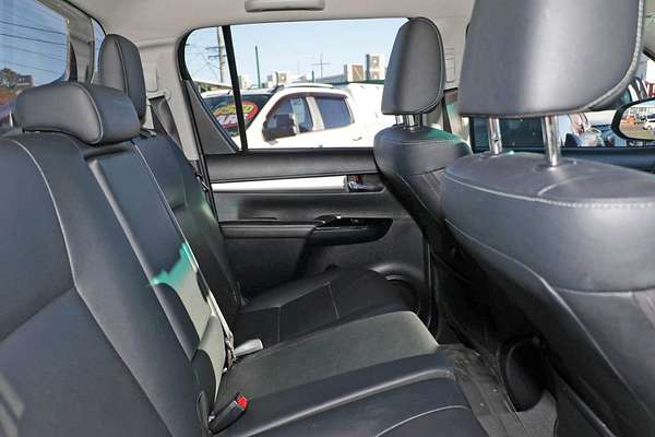 2017 Toyota Hilux SR5 GUN126R 4X4