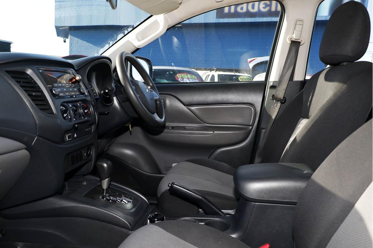 2015 Mitsubishi Triton GLX MQ 4X4