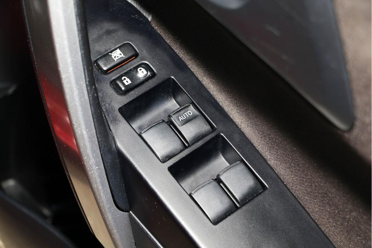 2013 Toyota Corolla Ascent Sport ZRE182R