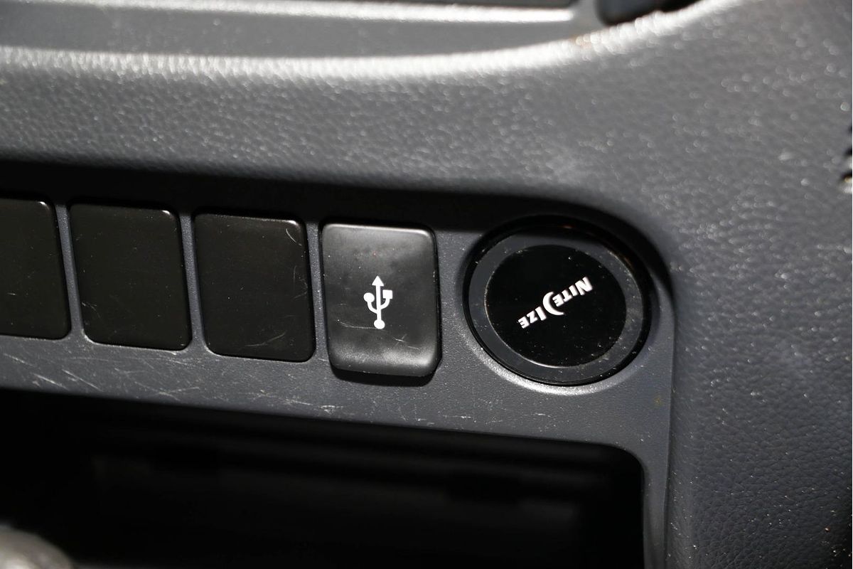 2015 Mitsubishi Triton GLX MQ 4X4