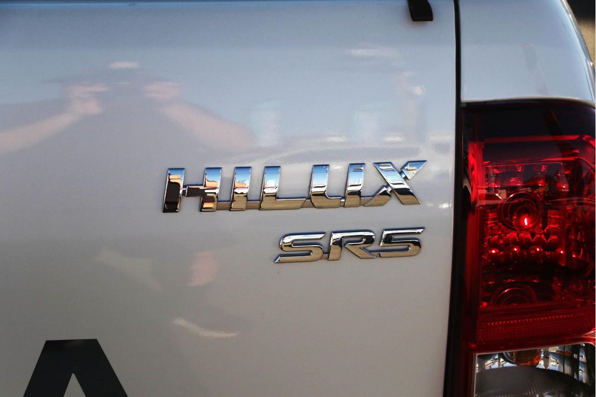 2017 Toyota Hilux SR5 GUN126R 4X4