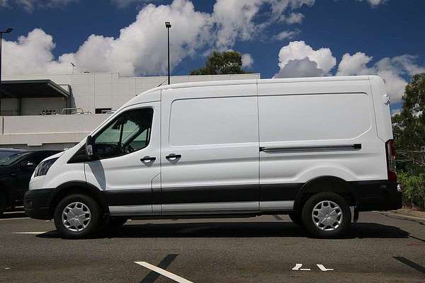 2022 Ford E-Transit 420L VO