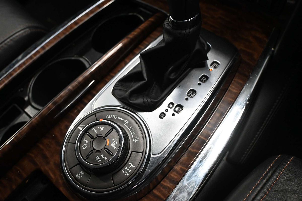 2023 Nissan Patrol Ti Y62