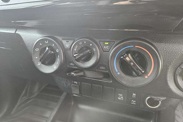 2021 Toyota Hilux SR GUN126R 4X4
