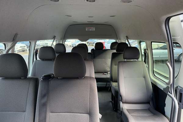 2016 Toyota Hiace Commuter TRH223R