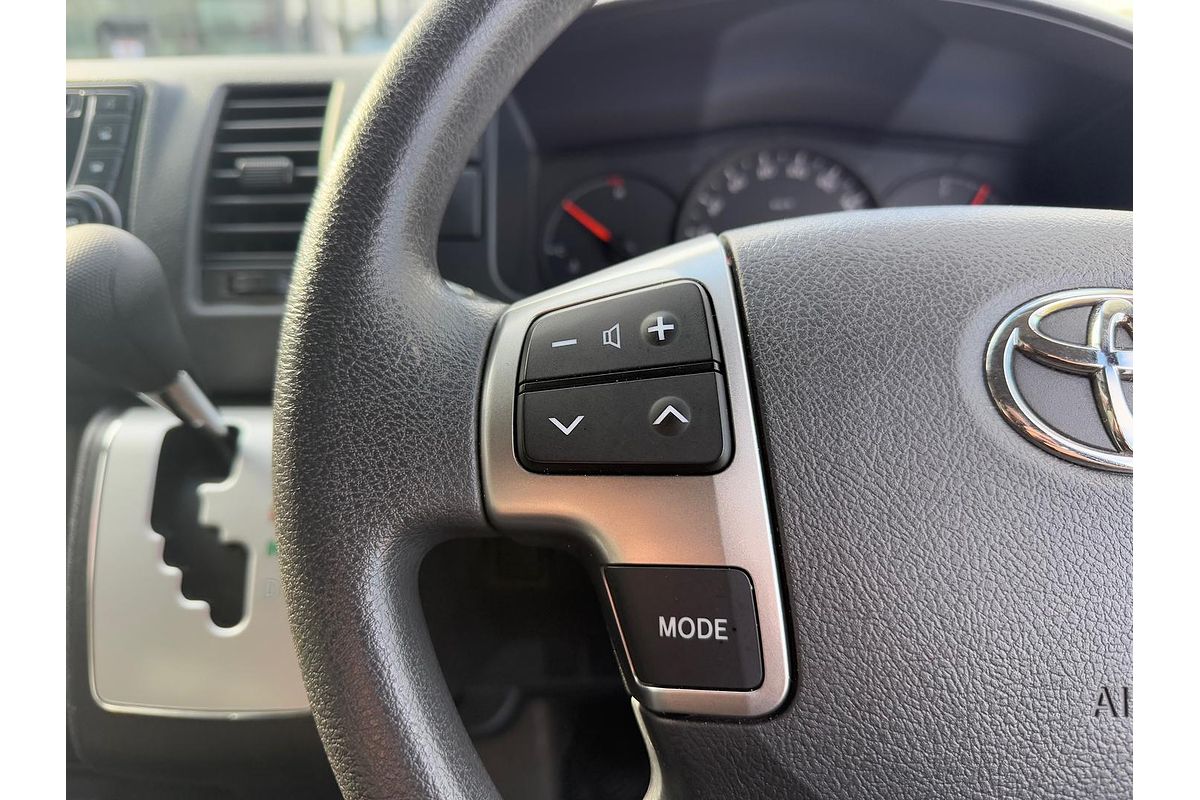 2016 Toyota Hiace Commuter TRH223R