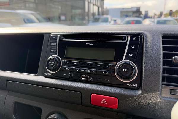 2016 Toyota Hiace Commuter TRH223R