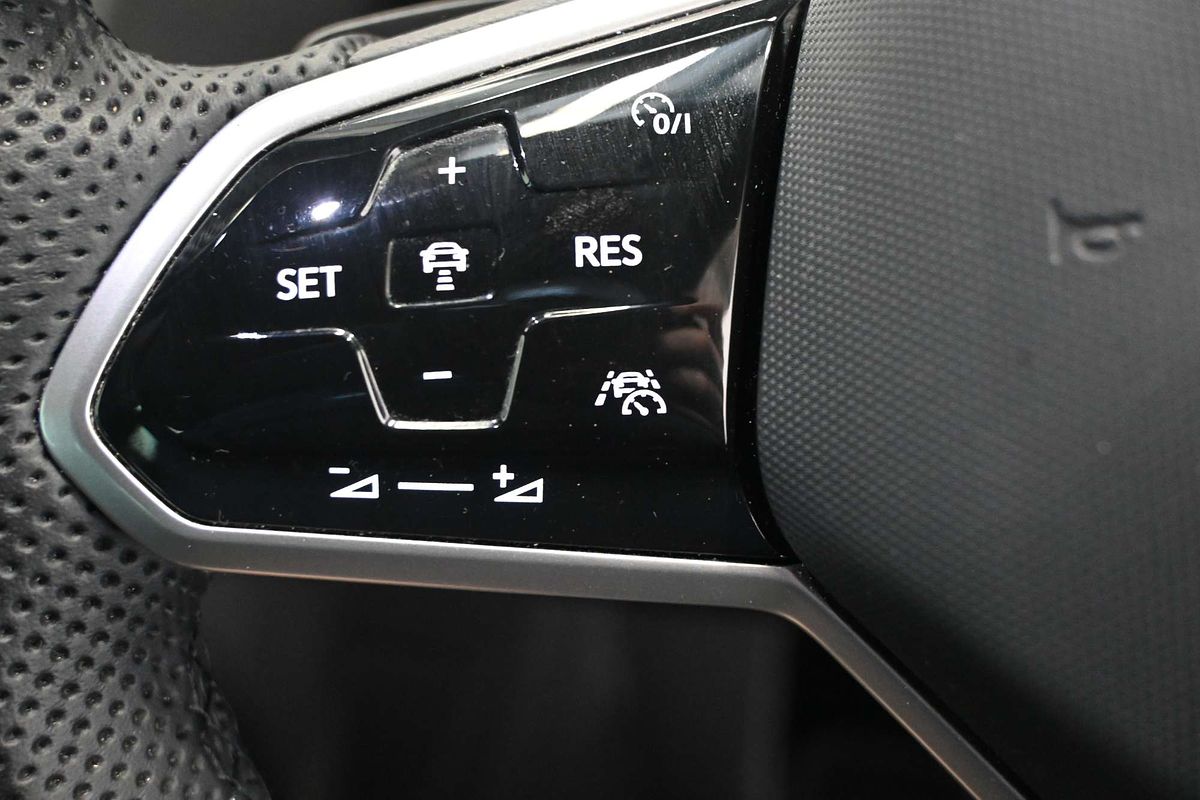 2022 Volkswagen Tiguan 162TSI R-Line 5N