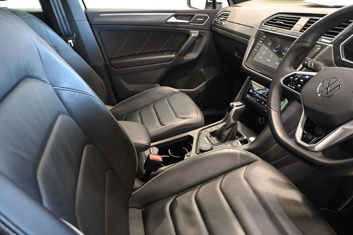 2022 Volkswagen Tiguan 162TSI R-Line 5N