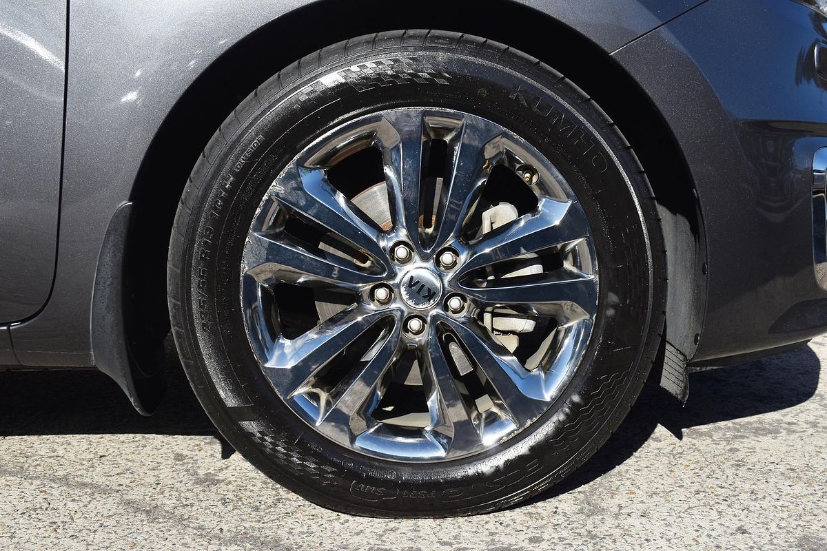 2017 Kia Carnival Platinum YP