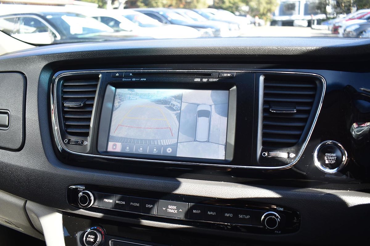 2017 Kia Carnival Platinum YP