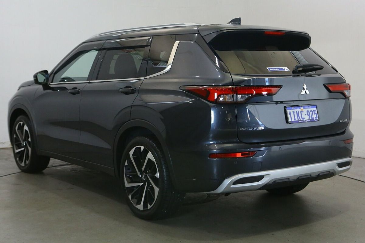 2024 Mitsubishi Outlander Exceed ZM