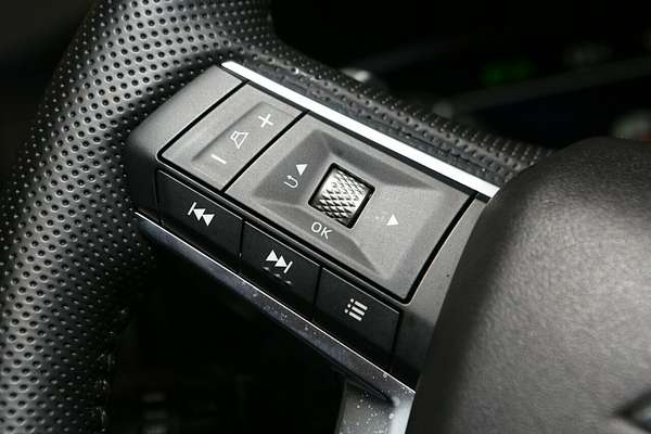 2024 Mitsubishi Outlander Exceed ZM