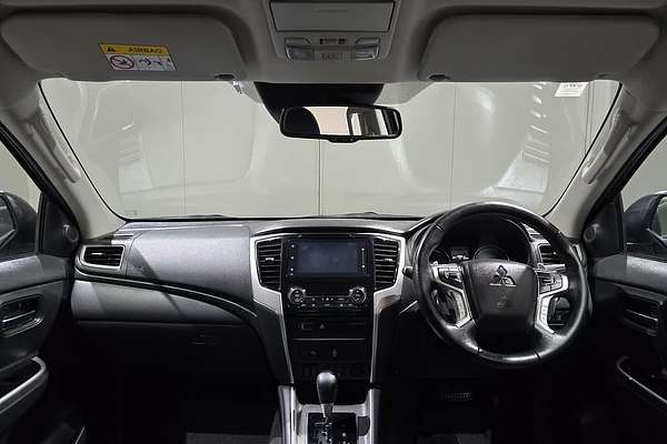 2022 Mitsubishi Triton GSR MR 4X4