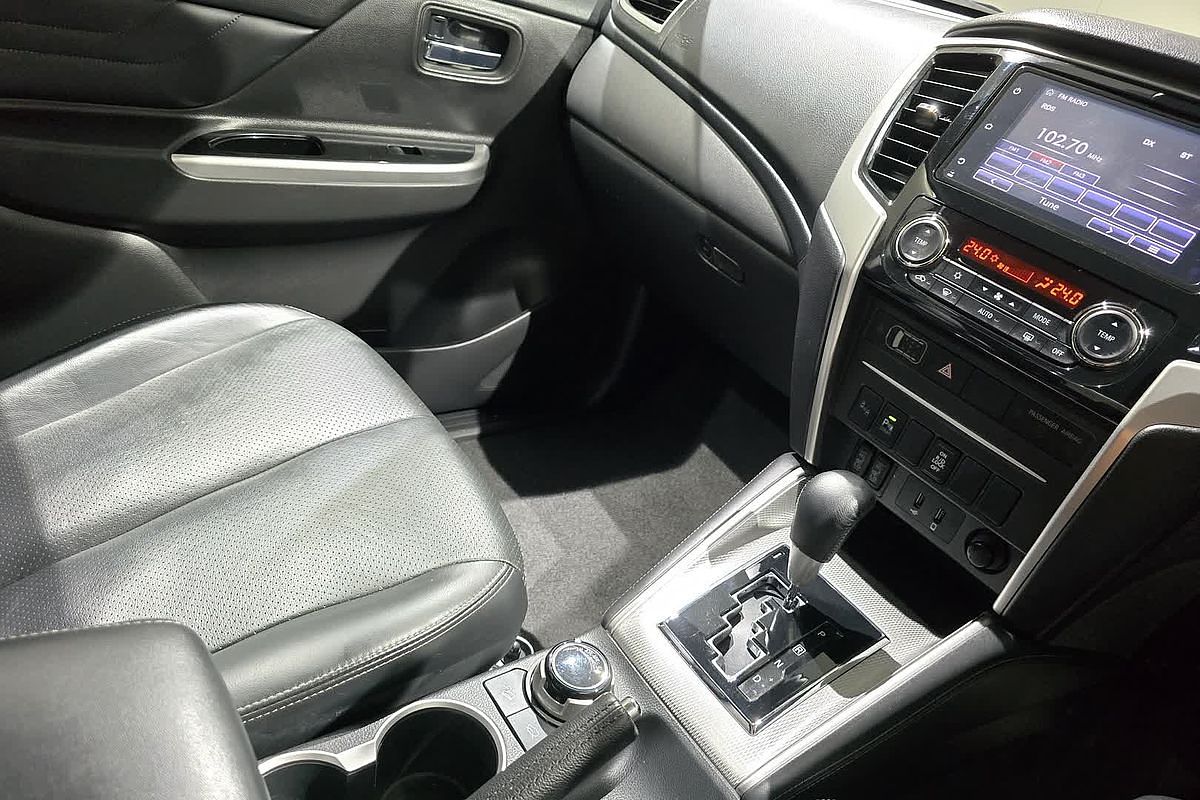 2022 Mitsubishi Triton GSR MR 4X4