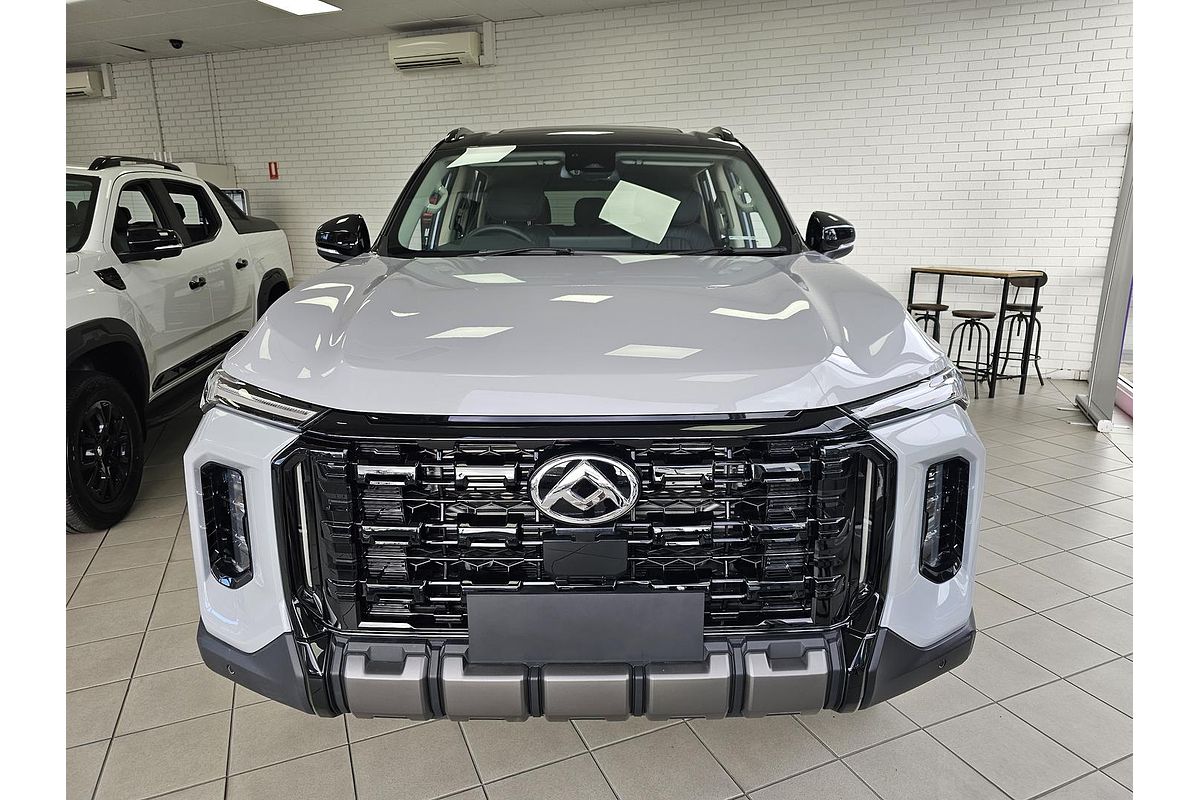 2025 LDV D90 Executive SV9A