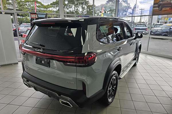 2025 LDV D90 Executive SV9A