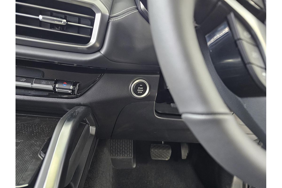2025 LDV D90 Executive SV9A