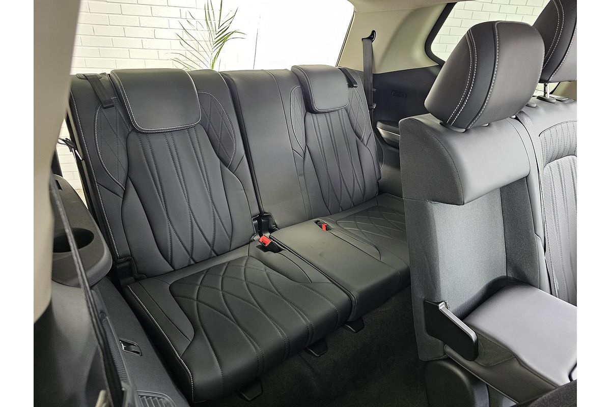 2025 LDV D90 Executive SV9A