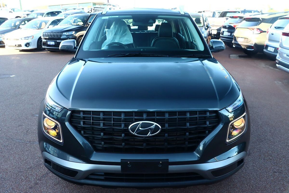 2022 Hyundai Venue Active QX.V4