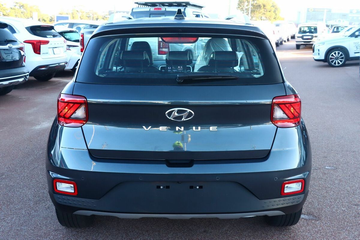 2022 Hyundai Venue Active QX.V4