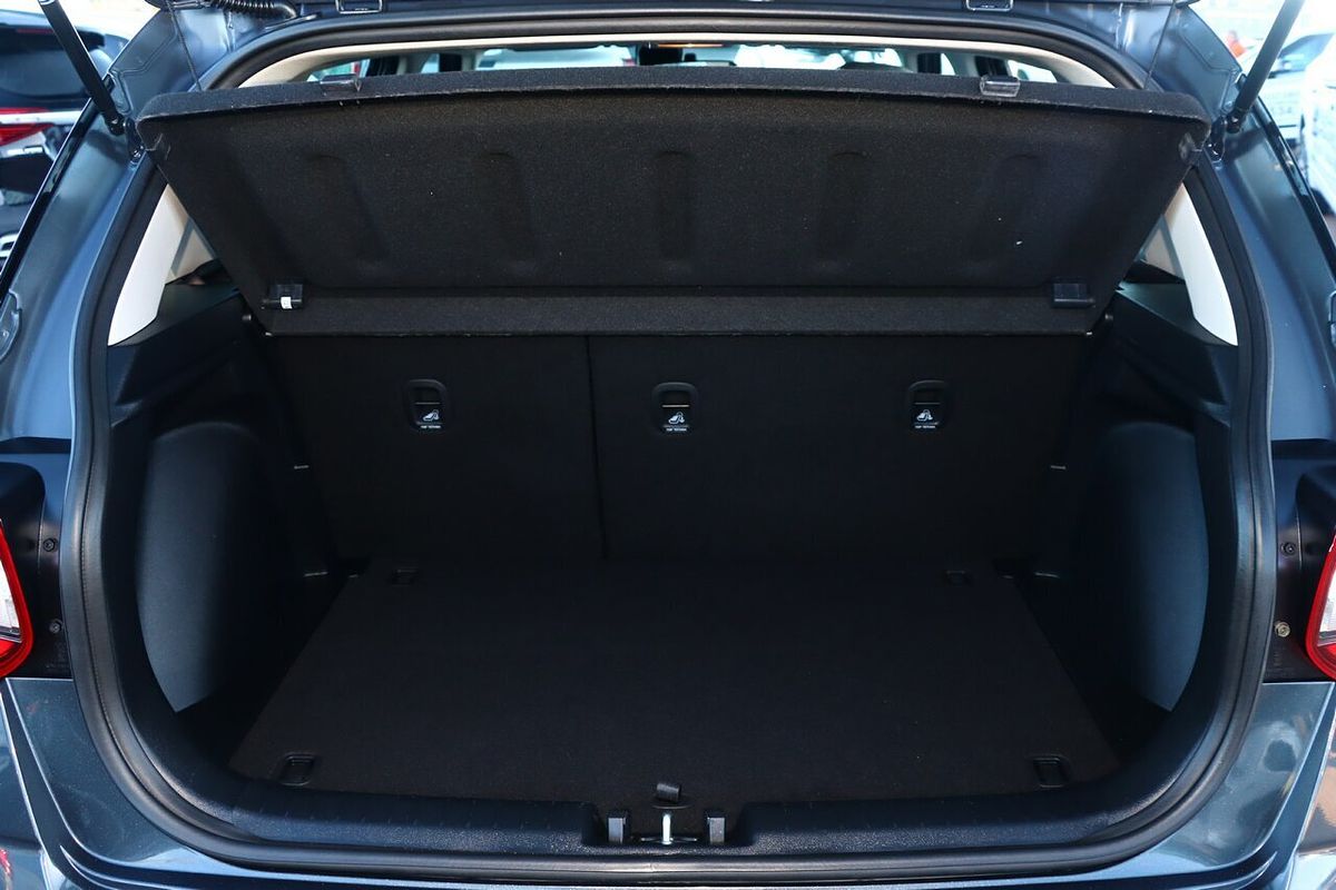 2022 Hyundai Venue Active QX.V4