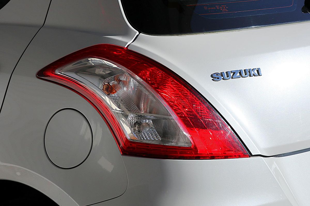 2011 Suzuki Swift GA FZ