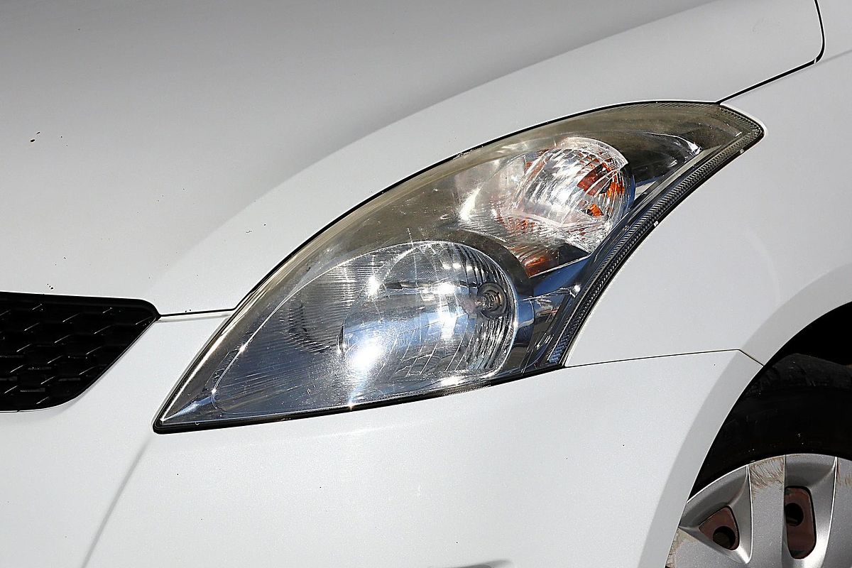 2011 Suzuki Swift GA FZ