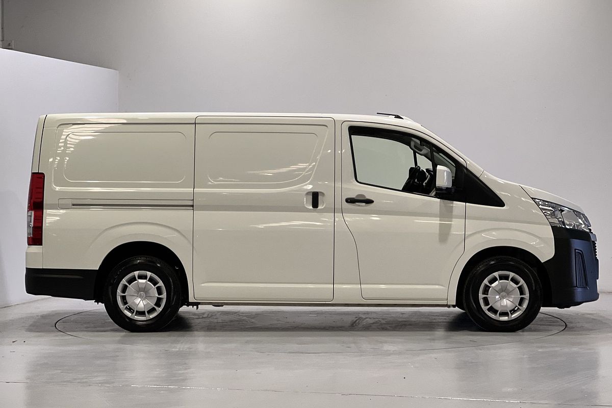 2023 Toyota Hiace GDH300R LWB