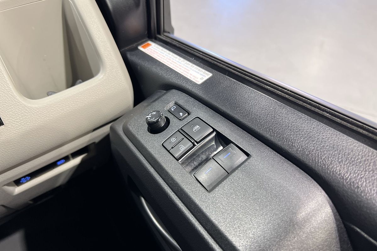 2023 Toyota Hiace GDH300R LWB
