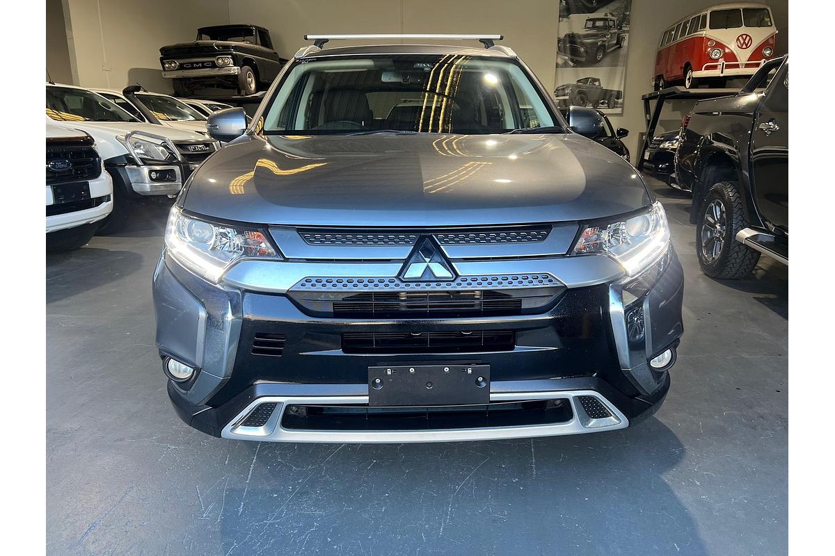 2020 Mitsubishi Outlander LS ZL