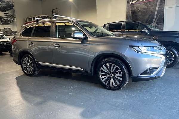 2020 Mitsubishi Outlander LS ZL