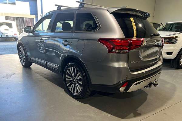 2020 Mitsubishi Outlander LS ZL